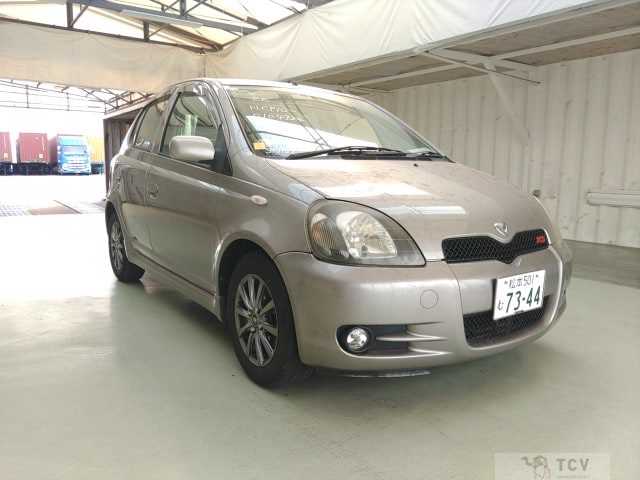 2001 Toyota Vitz