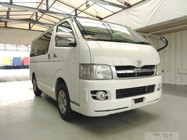 2005 Toyota Regiusace Van