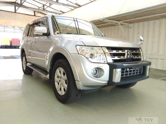 2011 Mitsubishi Pajero