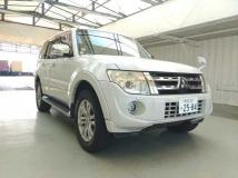2012 Mitsubishi Pajero