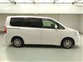 2011 Toyota Noah