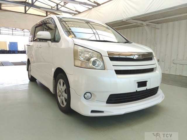 2009 Toyota Noah
