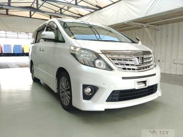 2013 Toyota Alphard