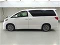 2013 Toyota Alphard