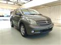 2005 Toyota IST