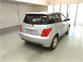 2004 Toyota IST