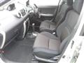 2004 Toyota IST