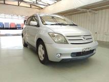 2004 Toyota IST