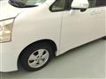 2009 Toyota Noah