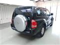 2004 Mitsubishi Pajero