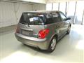 2005 Toyota IST