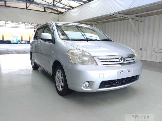 2007 Toyota Raum