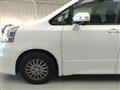2010 Toyota Noah