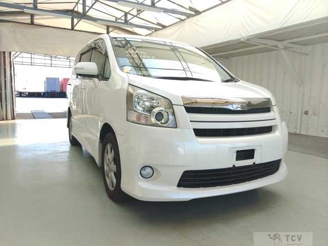 2008 Toyota Noah