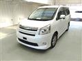 2008 Toyota Noah