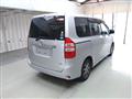2012 Toyota Noah