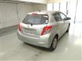 2011 Toyota Vitz