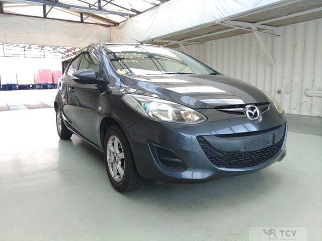 2013 Mazda Demio