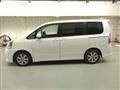 2010 Toyota Noah
