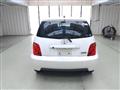2005 Toyota IST