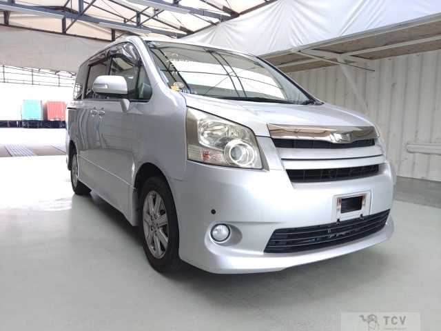 2008 Toyota Noah