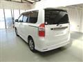 2008 Toyota Noah