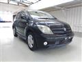 2004 Toyota IST