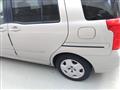 2005 Toyota Raum