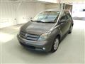 2005 Toyota IST