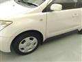 2004 Toyota IST