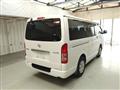 2010 Toyota Hiace Van