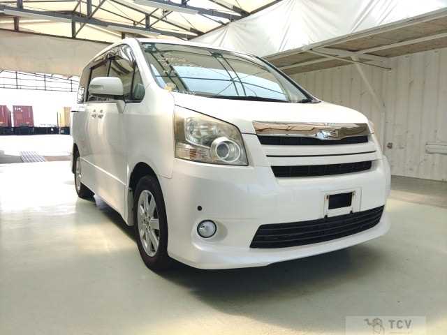 2007 Toyota Noah