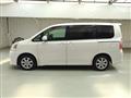 2007 Toyota Noah