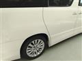 2013 Toyota Alphard