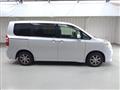 2012 Toyota Noah