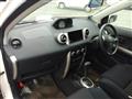 2003 Toyota IST