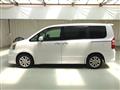 2011 Toyota Noah