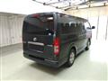 2005 Toyota Hiace Van