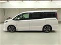 2017 Toyota Noah