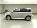 2006 Toyota IST