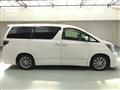 2013 Toyota Vellfire
