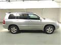 2001 Toyota Kluger V