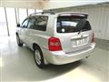 2001 Toyota Kluger V