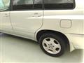 2001 Toyota Kluger V