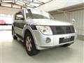 2011 Mitsubishi Pajero