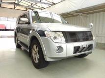 2011 Mitsubishi Pajero