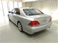 2005 Toyota Crown