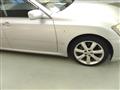 2005 Toyota Crown