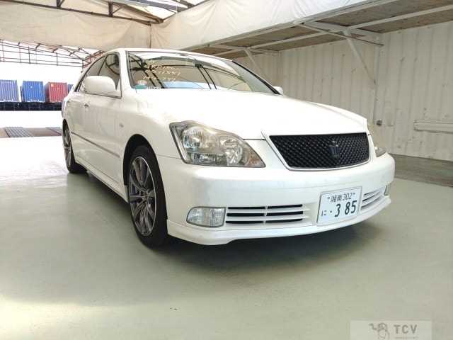 2004 Toyota Crown