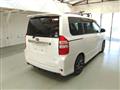 2010 Toyota Noah